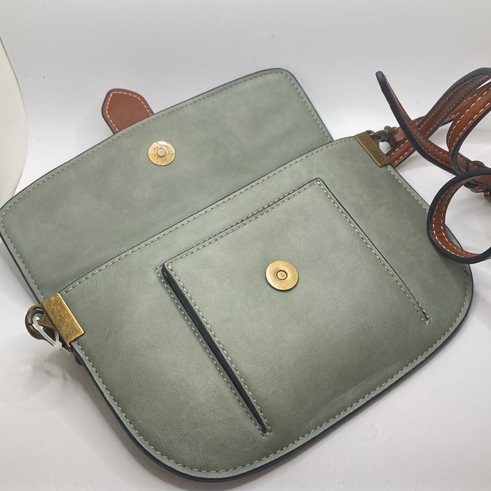 Simply Noelle Jade green faux leather convertible crossbody clutch - Picture 8 of 11